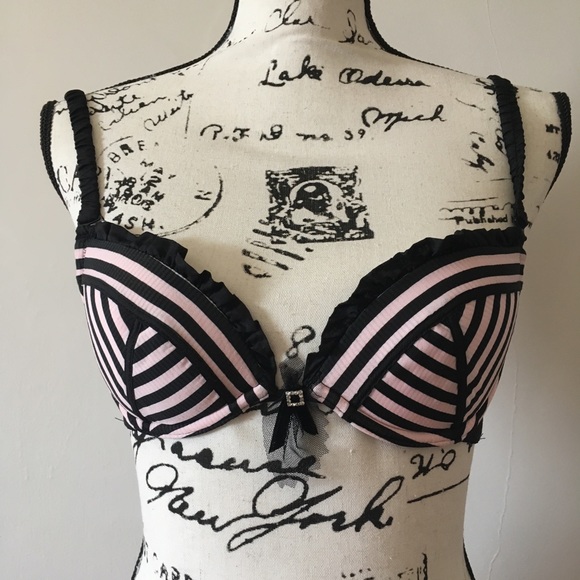 Astrid Push Up Bra - Picture 1 of 8
